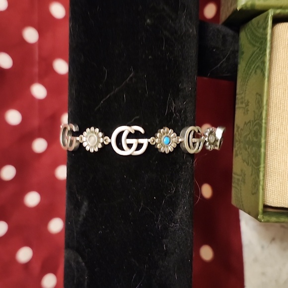 Gucci Bracelet - Picture 2 of 8